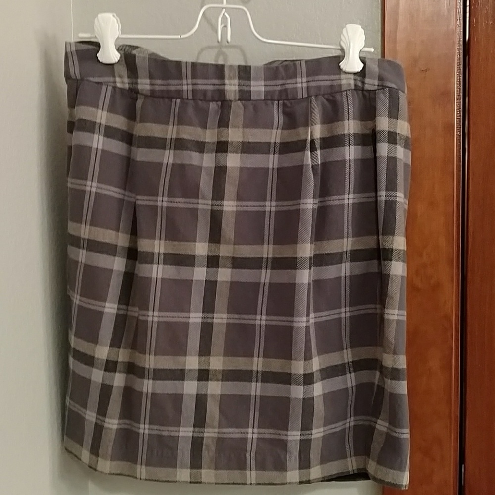 Hilfiger plaid skirt